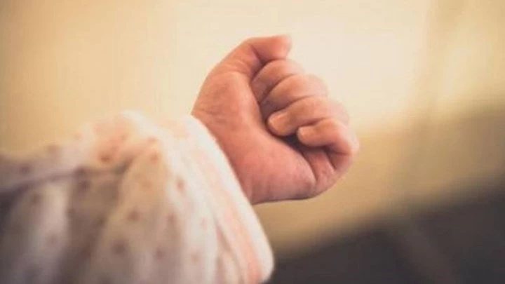 Αγωνία για βρέφος που διασωληνώθηκε σε νοσοκομείο της Πάτρας